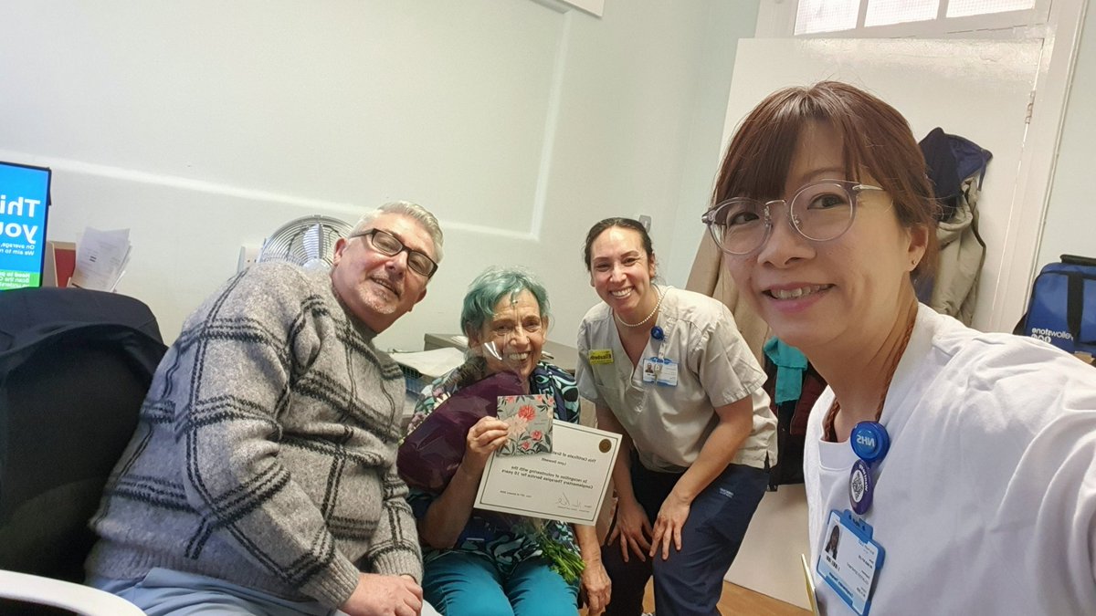 ElizabethStoutHealth tweet media