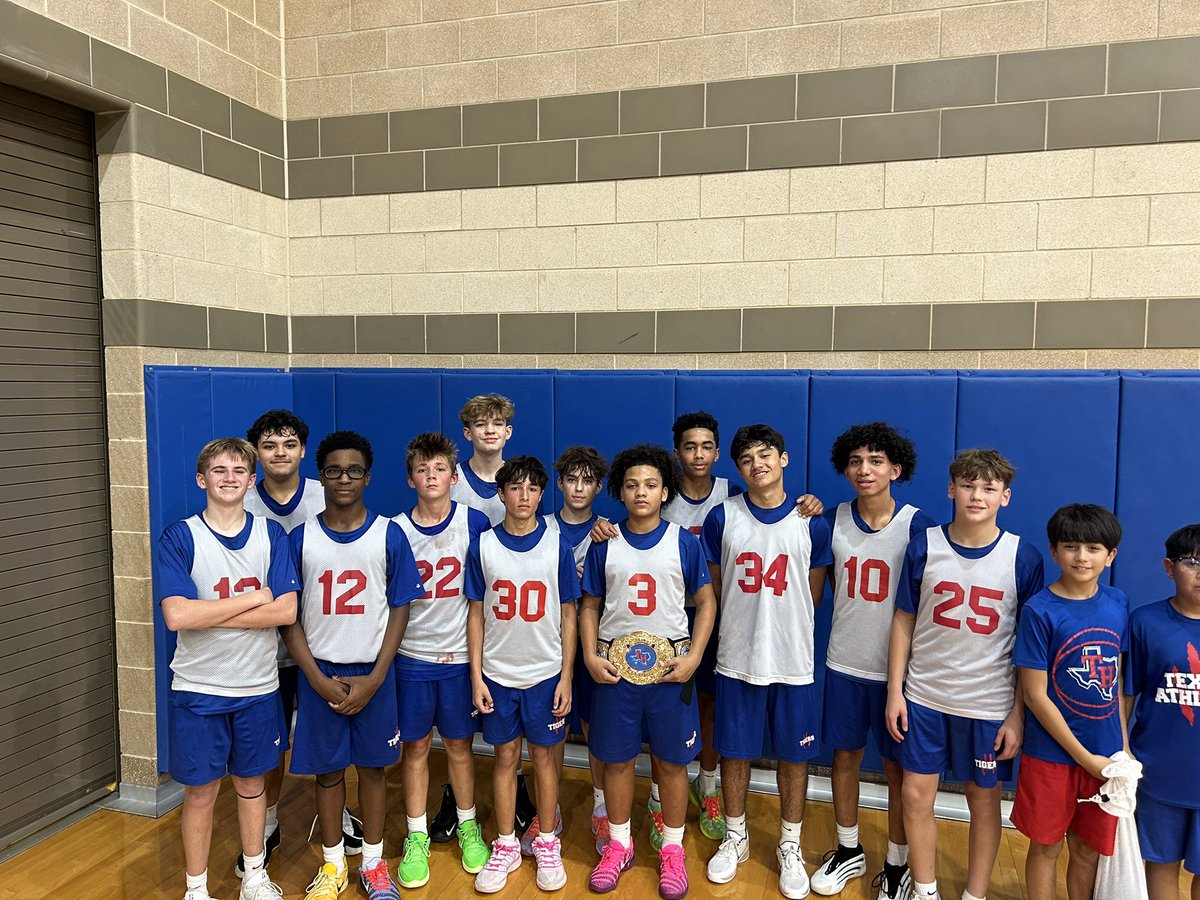 CoachFernandez tweet media