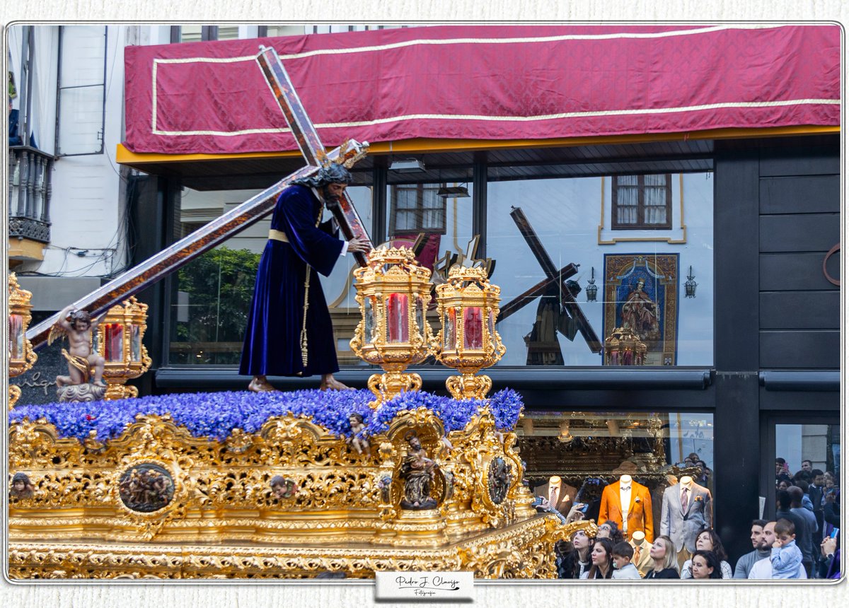 Semana Santa 2025. Jesús Nazareno. <a href="/hermandaddelao/">Hermandad de La O</a>  #semanasanta2025 #sevilla #Reflejos #canoneosr #tdscofrade #rioja #nazareno