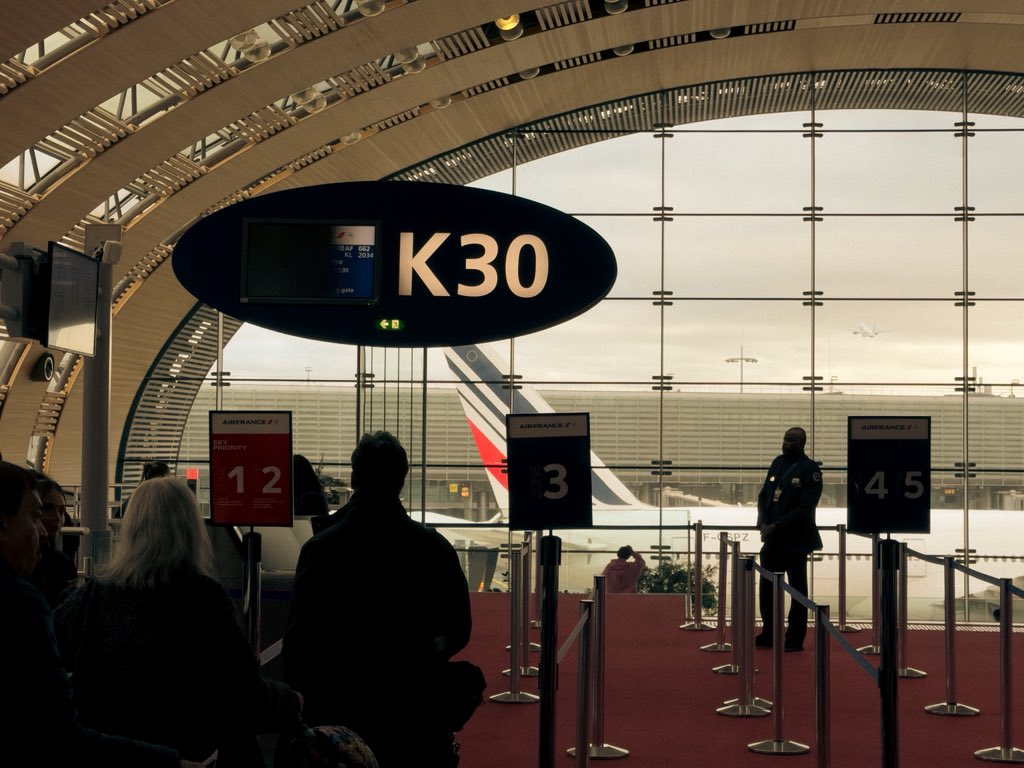 Powlisher tweet media