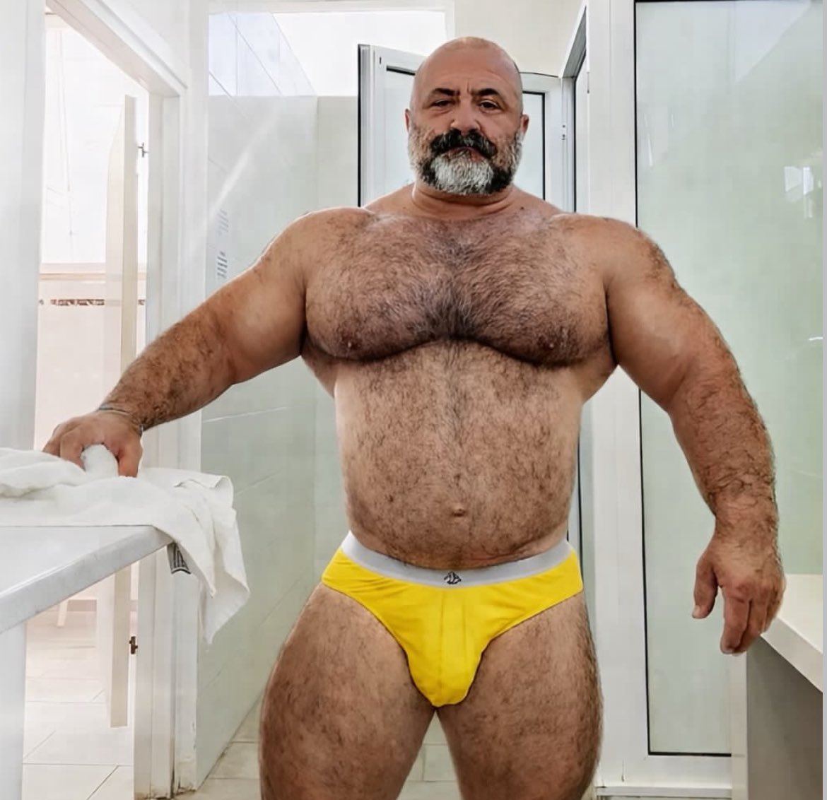 _By69's tweet image. هذا ال My Type حقي 🫦 
هذا طلبي 🫦
هذا ذوقي 🫦
هذا زوجي 🫦
هذا حياتي 🫦
لو لقيت احد نفسه او مقارب له بكون له دنيا معا ارضها