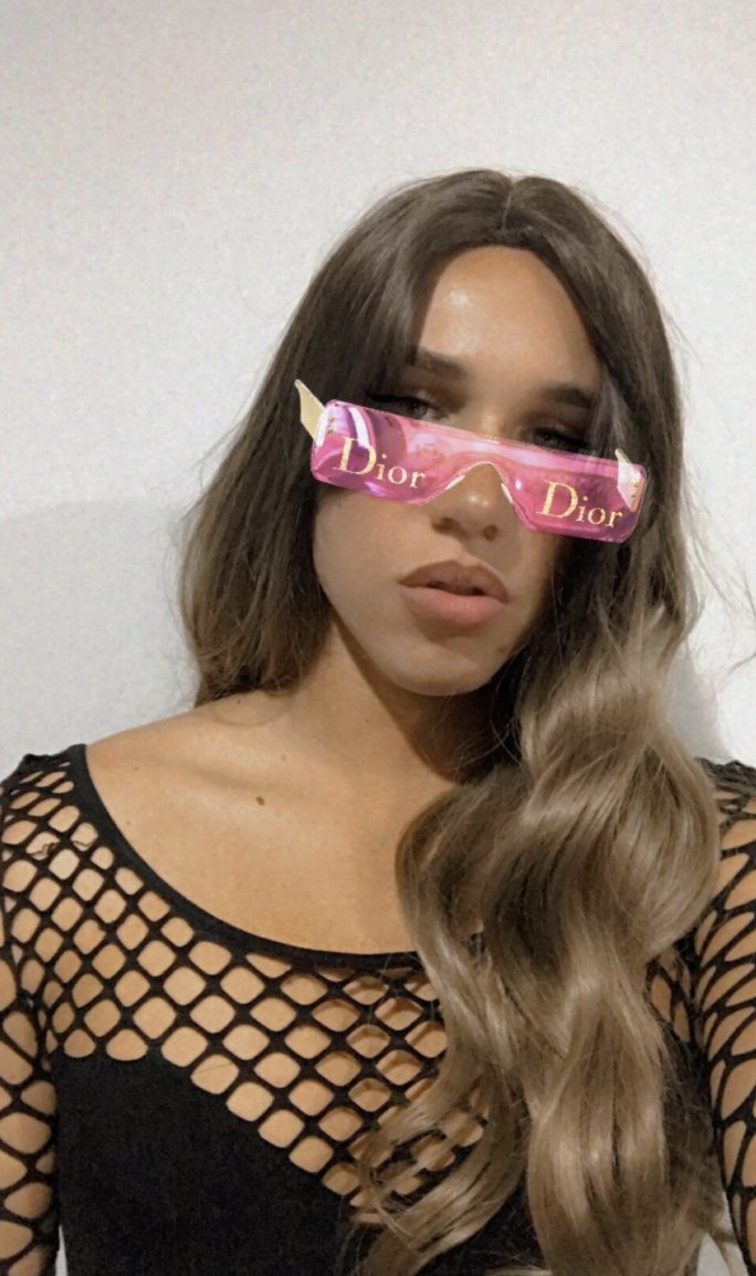 Lexanousa's tweet photo. Who wants to see all the seflies from this collection? Xx https://t.co/B1E3l9kxY6