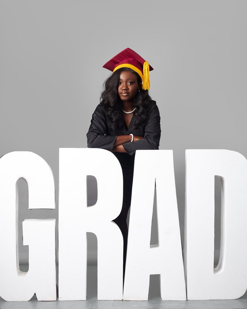 D_officialdee's tweet photo. Many faces. One celebration. ๐
56th Convocation, University of Lagos โจ
#UNILAG56 #ConvocationMoments #GraduationSeason #VisualStorytelling #PortraitsOfSuccess #UNILAGLife #CapturedInLagos #deeoflagos https://t.co/E60bXjR0Lq