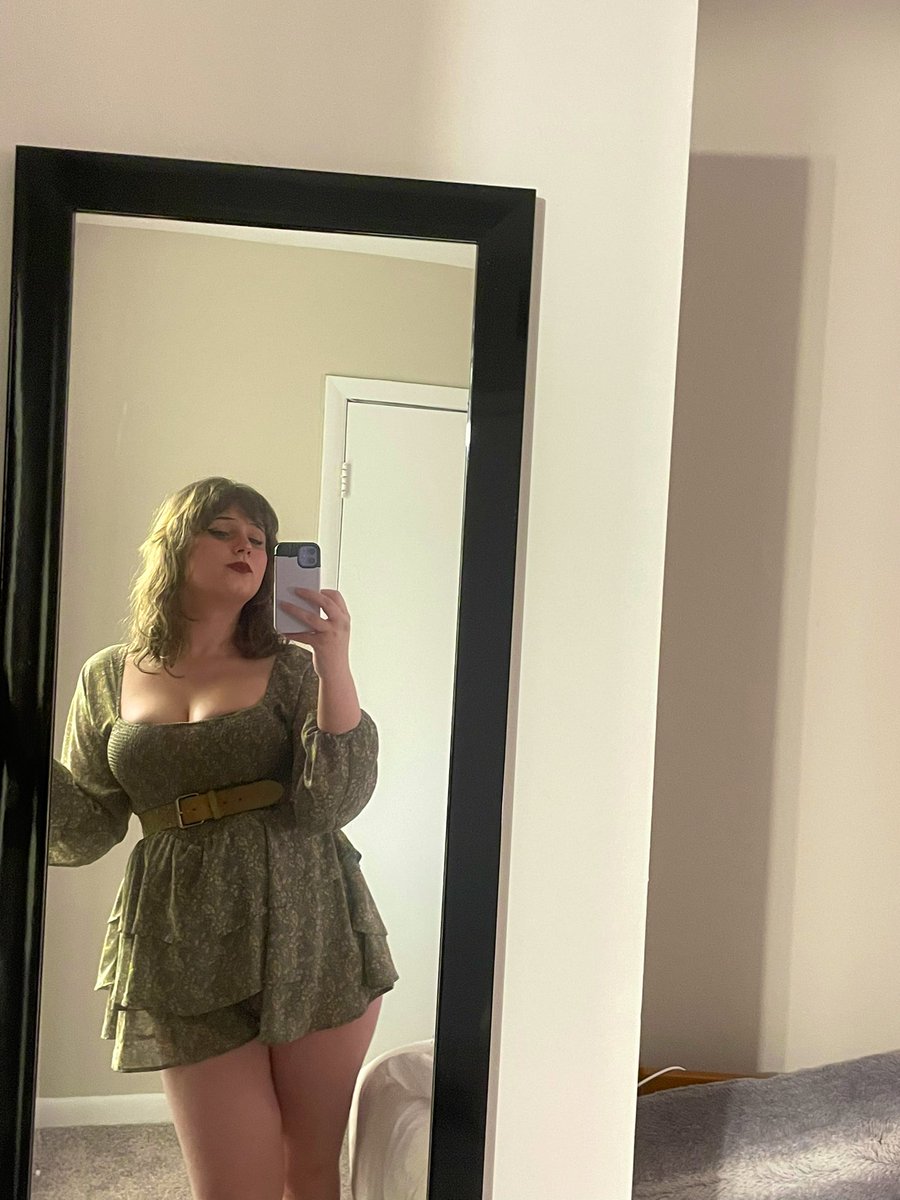 NerscylIa's tweet image. “How did I get saddled with triplets and the crops necessary to support them?!”

The dastardly goddess of bounty and fertility: