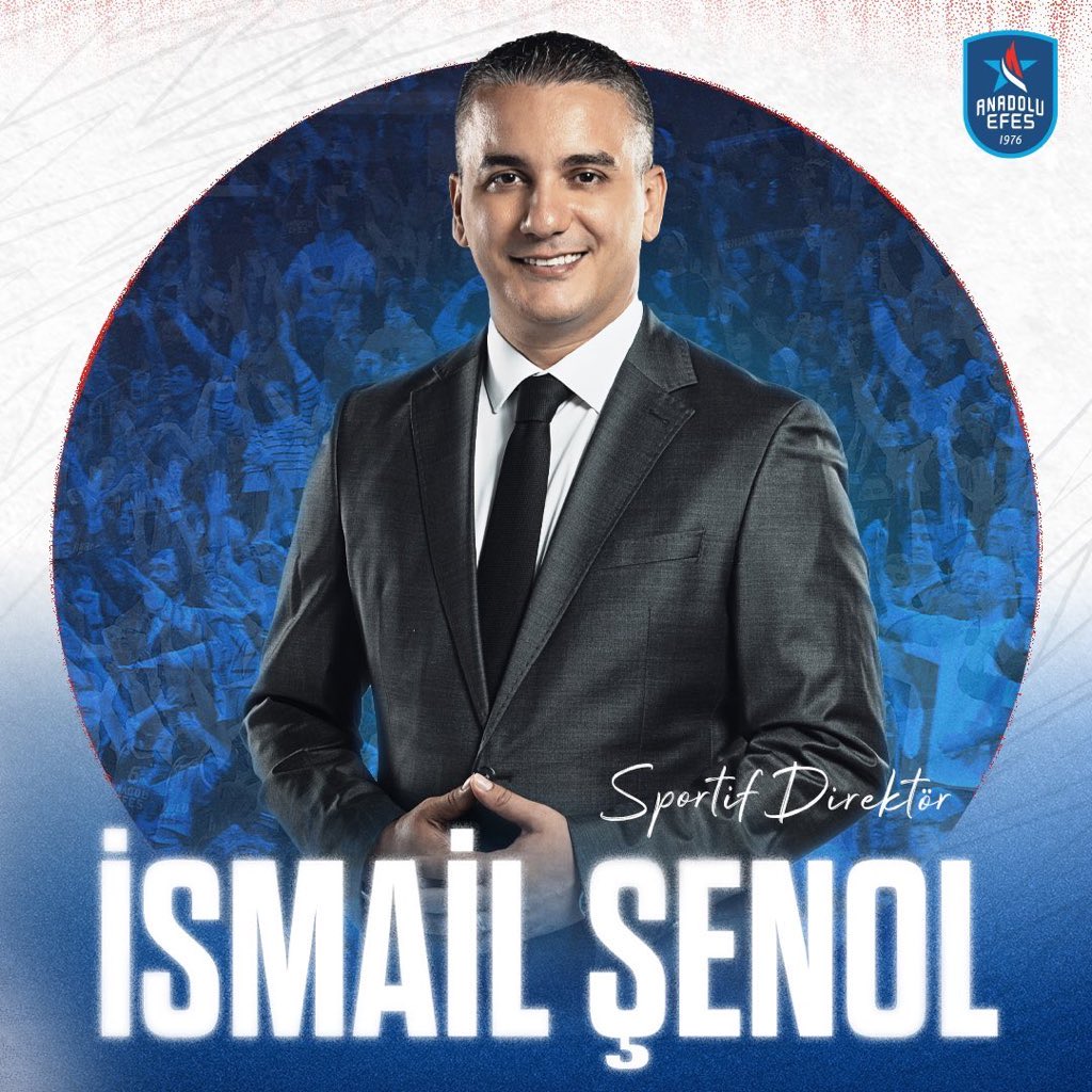 Anadolu Efes taraftarları, kötü gidişatın sorumlusu olarak gördükleri Sportif Direktör İsmail Şenol'un istifa etmesi gerektiğini düşünüyor.