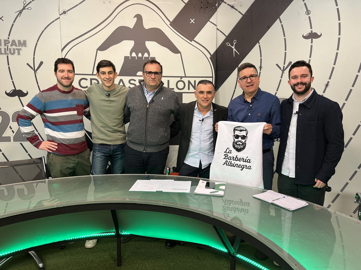 LAlbinegra's tweet photo. 📢Afición!!

En 1h arrancamos programa con @TorrentJoan, ganador del último sorteo

Analizamos la actualidad, el mercado con el fichaje de Raúl y el perfil de Álvaro García

Análisis del rival con @PabloPHMM y nuestras secciones habituales.

A las 21:30h, no os lo perdáis!

#PPO https://t.co/tM5PyCz5QE