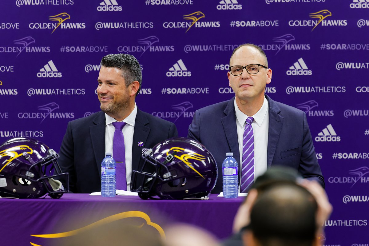 JDunk12's tweet photo. Wilfrid Laurier University formally announced Todd Galloway as head coach, Ron VanMoerkerke as associate head coach at a press conference on campus

https://t.co/fGYAzisTkd

#WLU #Laurier #GoldenHawks #OUA #USports https://t.co/gItXAjqarx