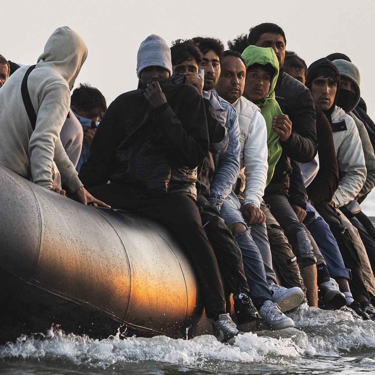 Oxitan30's tweet image. La Suède retire le statut de réfugié aux personnes qui retournent en vacances dans leur pays d’origine..

Si la situation était si grave.. ils n'y retourneraient pas.

On s'en inspire quand?! #hdpros2