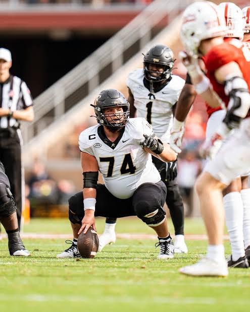 Ryan Robbins tweet media