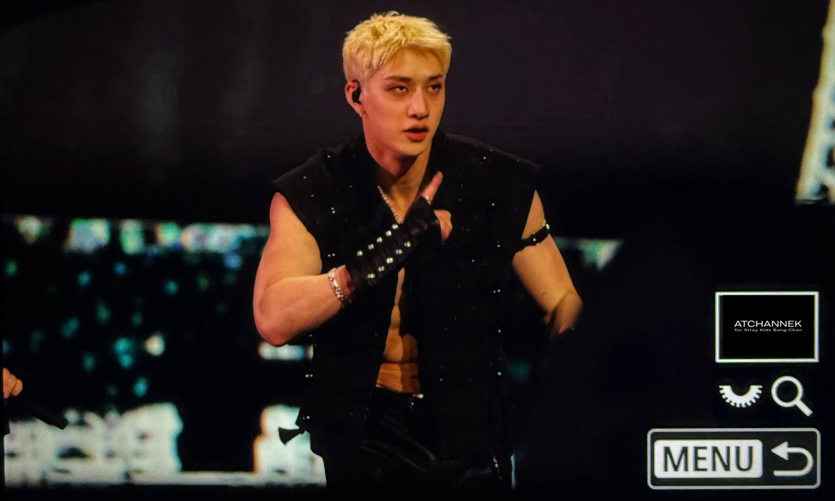 atchannek's tweet image. 260122 PRE

LE GALA DES PIÈCES JAUNES 2026

#BangChan #방찬 #バンチャン
#StrayKids #스트레이키즈