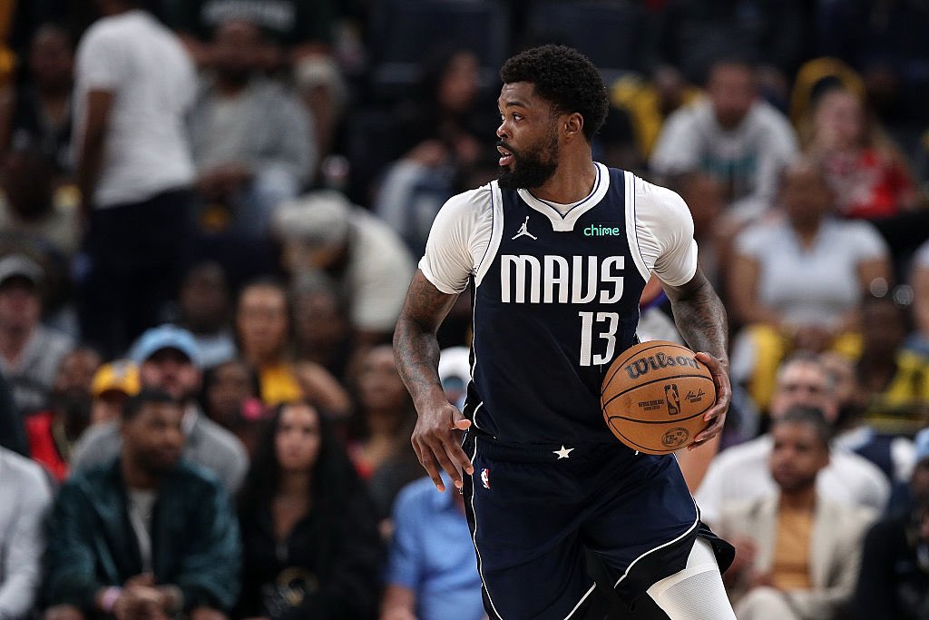 Mavs Lead tweet media