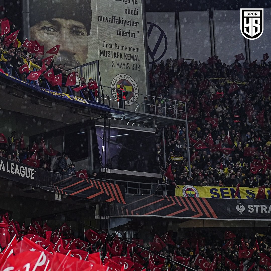 fbsavasciruhu's tweet image. İyi ki Fenerbahçeliyiz dediğimiz bir akşam oldu.