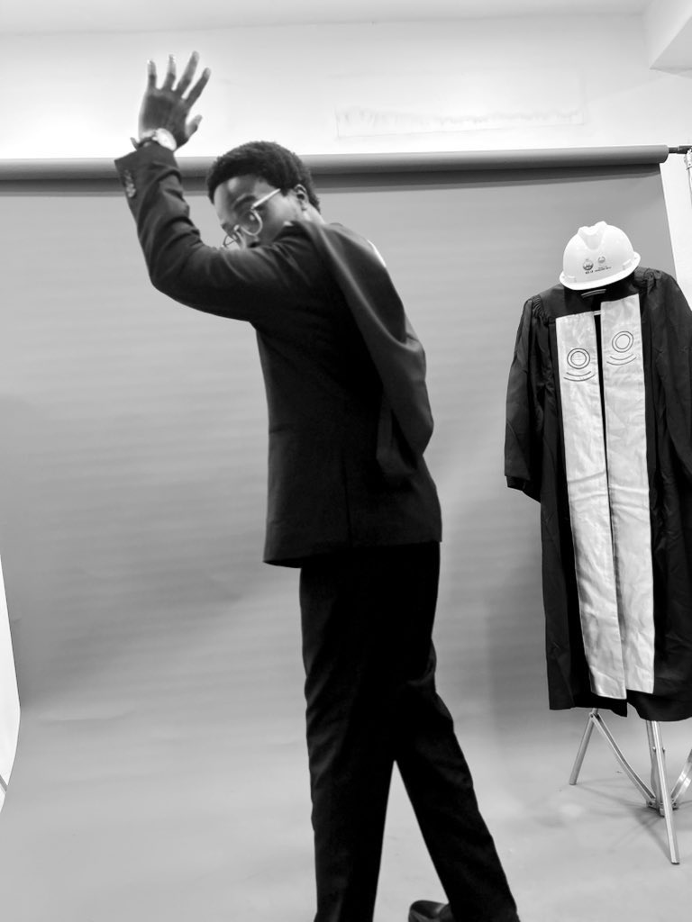 jas4vr's tweet photo. Shaola Joshua Ayomide, BSc. Mechanical Engineering. First Class Honours - 4.65/5.0

3 Scholarships, 1 dream.

Thank you Jesus! https://t.co/VF7gQFEzng