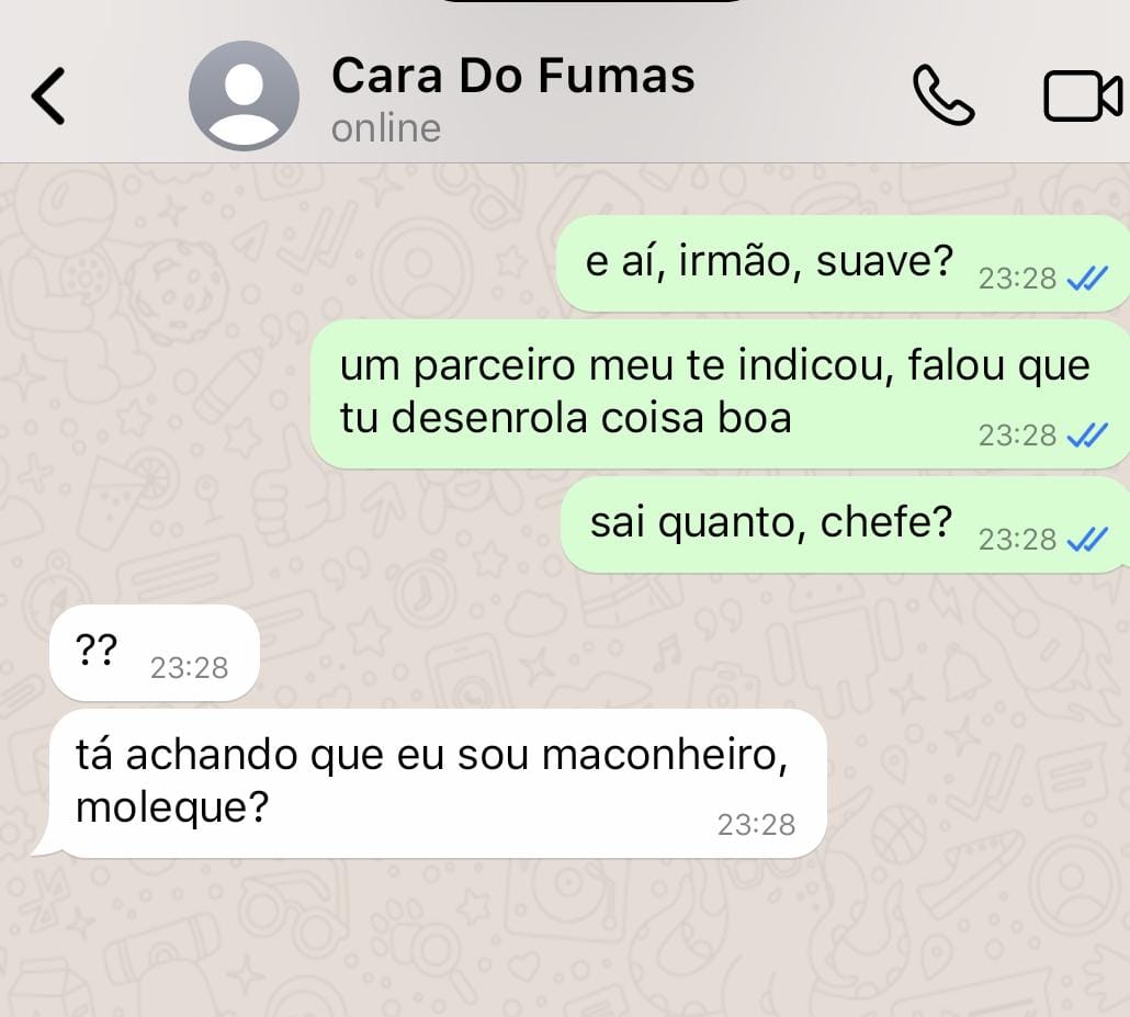 kogurte_'s tweet image. #PondPhuwin mini AU onde:

Pond manda mensagem para o número errado e, sem querer, acaba se interessando pela pessoa sendo que inicialmente ele só queria comprar maconha.