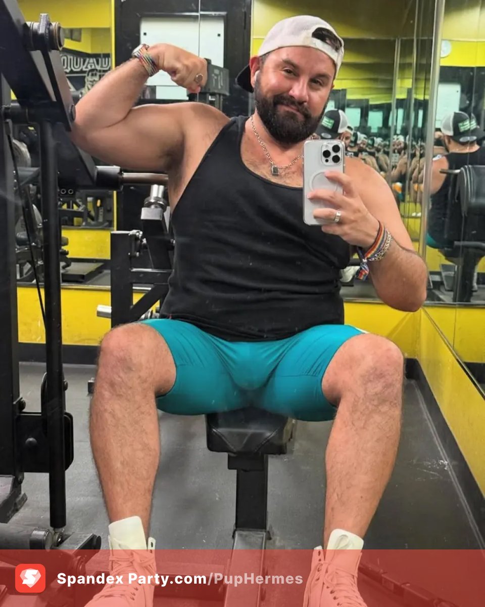 You can tell when someone owns it 😈

Find <a href="/PupHermes/">Pup Hermes 🐶 🖤🧡🪽</a> and many more users on Spandex Party 👉 spandexparty.com/PupHermes 

#SpandexParty #lycra #spandex