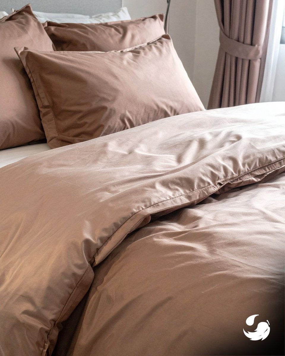 Regular cleaning ensures your bedding stays free from allergens, pet hair, and odors. Let us handle the heavy lifting with our professional duvet cleaning services.🛏️✨

 #GreenEarthCleaning #CleanBed #FreshDuvet
