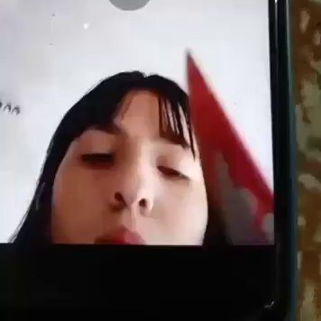 “M4TALO, CORT4LE EL CUELLO” gritaban esos pendejos de 14 y 16 años mientras apuñalaban +20 veces a Jeremías.

No hay rehabilitación mágica para un asesino a esa edad criado en la droga y la violencia por su propia familia.