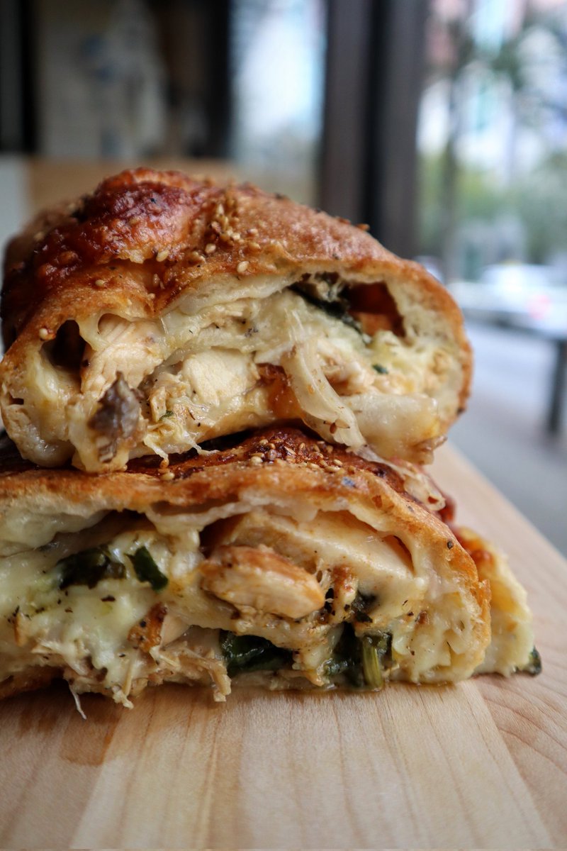 Chicken and Broccoli Stromboli, one of the many fabulous stromboli to choose from!