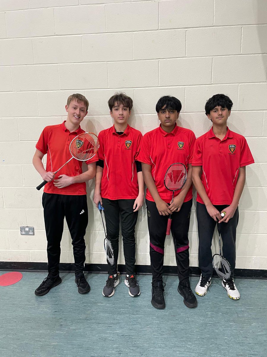 IcknieldPE's tweet photo. Well done to our year 11 and year 9 boys who competed brilliantly at the Luton schools badminton tournament. Congratulations to the year 11 boys who won the tournament 🥇 and have qualified for Counties 🏸 #badmintonschools #providingopportunities https://t.co/pkSWayjYIO
