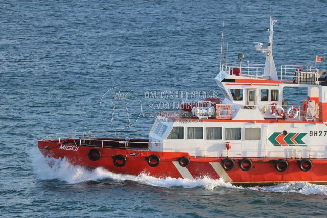 Shipguru's tweet photo. #MiggianiOffshore #utilityvessel #MIGGI #leaving #grandharbourmalta - 05.01.2015 - https://t.co/nfgboxc3g3 - NO PHOTOS can be used or manipulated without our permission @ShippingTV @shippingdata @worldshipsoc @Rich_Ships @ShipsInPics @ShipNews @shipnewsblog https://t.co/OpG9VAgL81