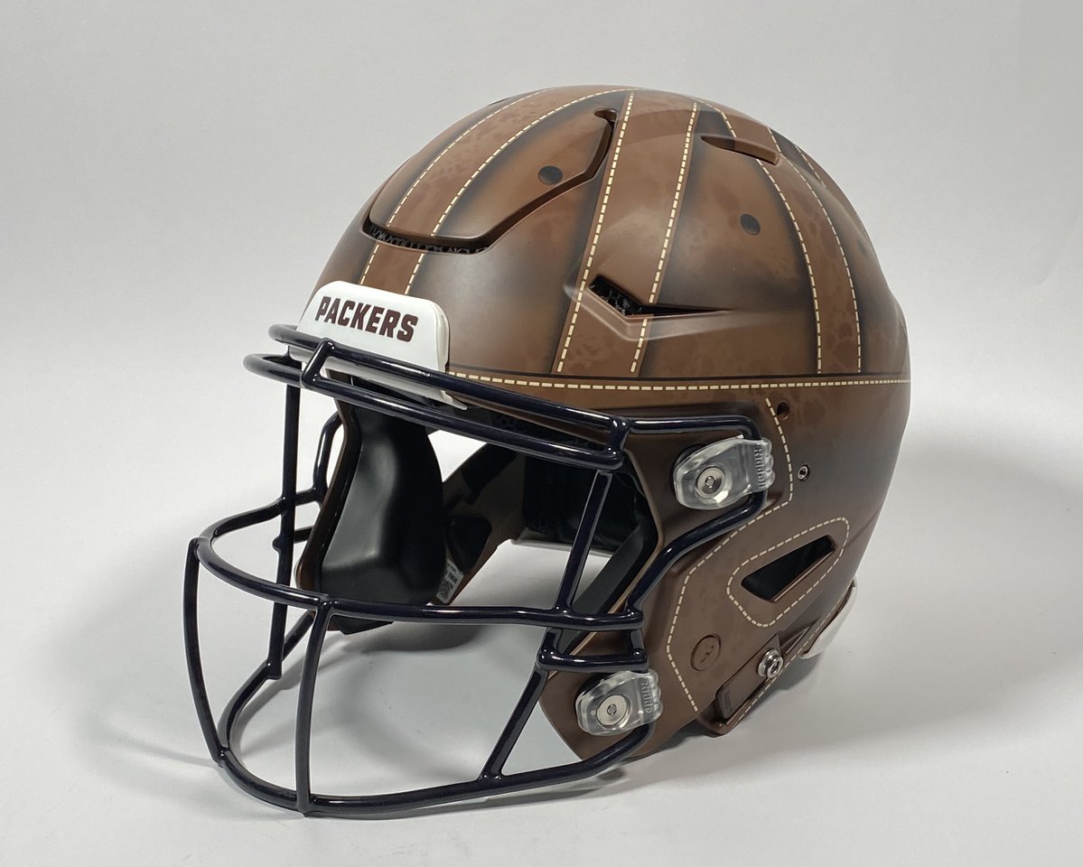 PFHOFAmbassador's tweet image. JORDAN LOVE, @packers QB
Below is the Packers throwback helmet worn by @jordan3love during the 2025 Season - now on display at @ProFootballHOF. #GoPackGo #Packers #GreenBay #NFL #NFLPlayoffs #NFLDraft #ThrowbackThursday #NFLNews #NFLTwitter #nflx #NFLUK #nfltrending