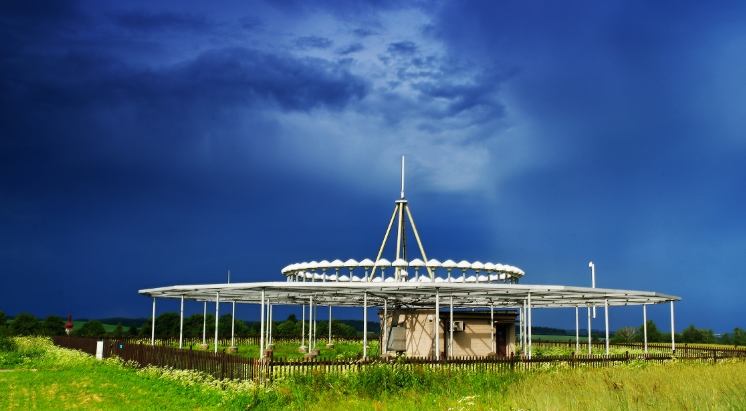 Navigační Lama ✈ tweet media