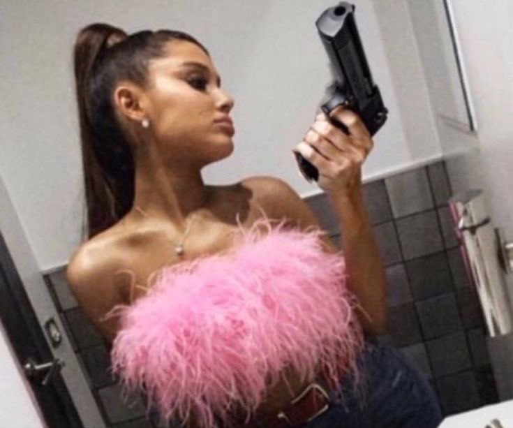 isahateskcal's tweet image. Acho engraçado como os profissionais não especializados em t.a são grosseiros e tratam a gente que nem lixo!Como se nossa doença não fosse digna de empatia sabe??
A última endocrinologista que eu fui falou que eu precisava de um choque de realidade que os meus pais me mimavam dms