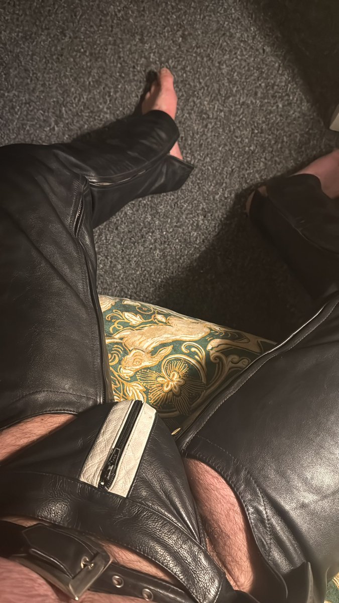 john leather cardiff (@leathercardiff) on Twitter photo 