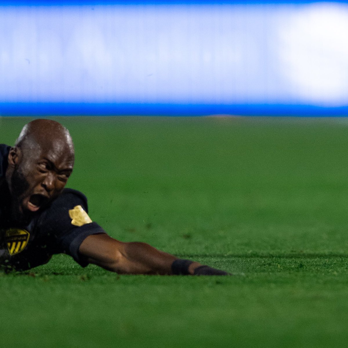 منبر القادسية tweet media