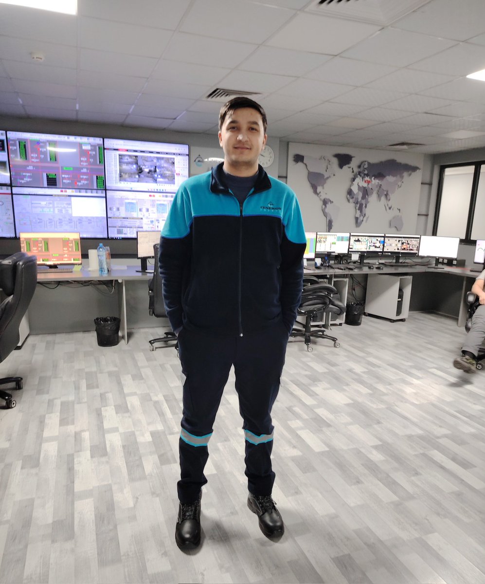 Рустамжон tweet media