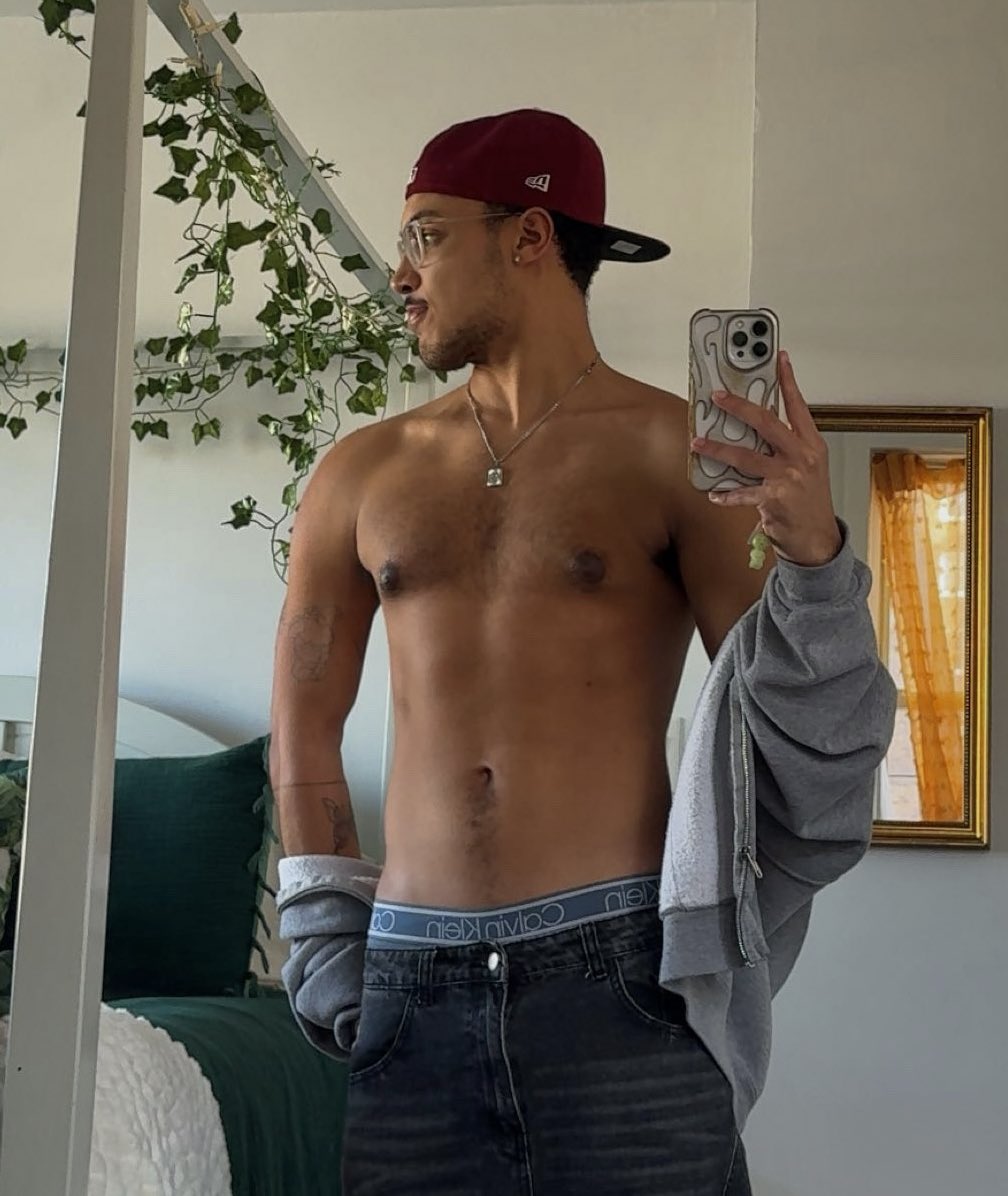 l20something's tweet image. hit you up, you playin possum