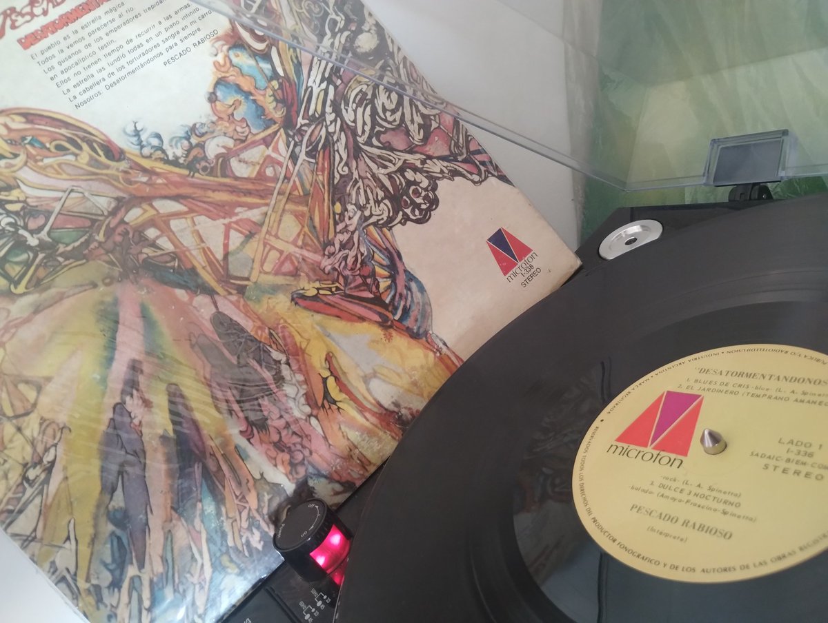 Los gusanos de los emperadores trepidan en apocalíptico festín. Nosotros: desatormentándonos para siempre. #PescadoRabioso #Spinetta #vinyl