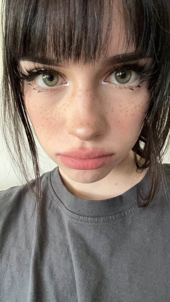 D0PAMINEDADDY's tweet photo. Imagine being such a devoted whore that you open an account just to get worst for Daddy 🥱💕

Come on, lose your cash to her so that she can feed me and squeal like a pig 🥵💗🖕 https://t.co/Mud3Mu0PJO