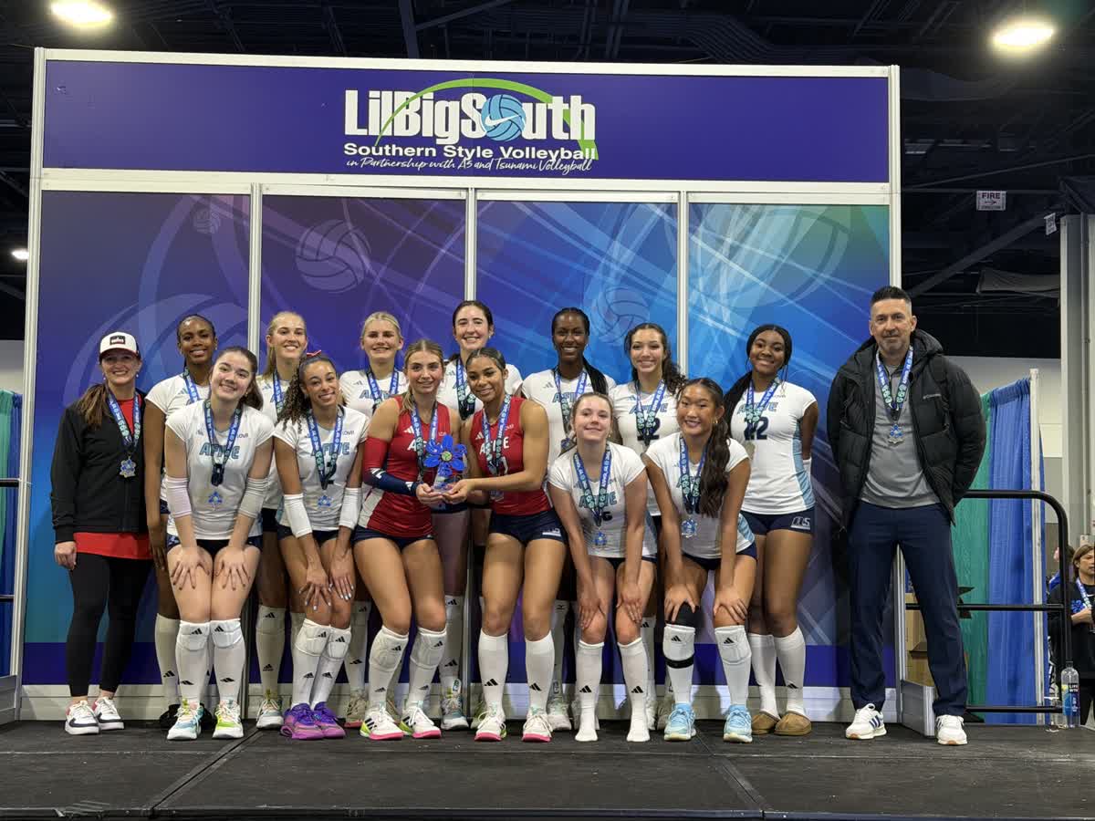 SamBaty2027's tweet photo. My first time taking the podium at GWCC this past weekend at Lil Big South. Hopefully not the last! 17 Gonzalez takes 2nd in 17 Open.

@a5volleyball
@lovbrecruiting
@VBAdrenaline
@PrepDigGeorgia https://t.co/xSGmiHR9QK