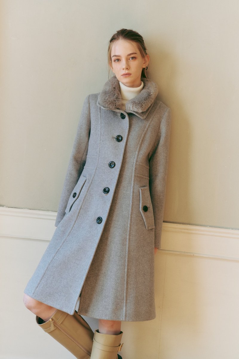 寒い日が続きますね。まだ今シーズンのアウターを手に入れていない方に