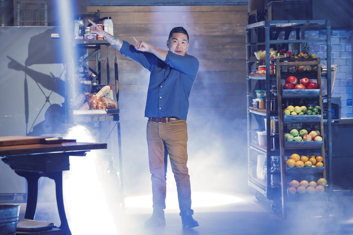 FoodNetwork's tweet image. It's a tough night in the #BeatBobbyFlay kitchen... who will walk away with the win? 🏆

Find out on an all-new episode of #BeatBobbyFlay tonight at 9|8c!