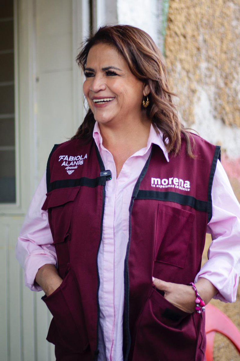 Durante la brigada en #Zamora con mis compañeros y compañeras de <a href="/PartidoMorenaMx/">Morena</a> , entregamos  el periódico #REGENERACIÓN , escuchamos a la gente y compartimos información sobre el avance del Plan Michoacán por la Paz y la Justicia.