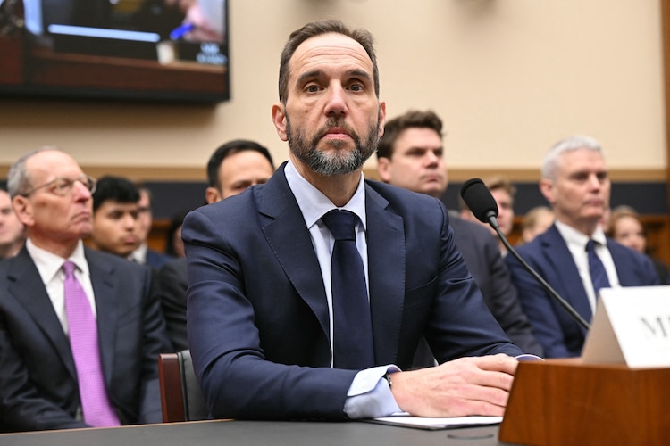 🔴 LIVE NOW: Jack Smith committed perjury over and over again at today's hearing. I am requesting a transcript of my testimony and/or interview so I can conclusively rebut Smith's lies.

Join us all hour as we break it down on "America's Mayor Live" 🇺🇸

📷 Saul Loeb/Getty Images