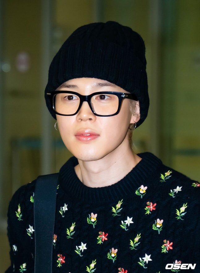 나의 아름다운 천사🥰
좋은 하루 보내렴. 우리는 오늘 그리고 언제나 너를 사랑해 💛🌷

JIMIN JIMIN
WE LOVE YOU JIMIN 
#지민이랑_끝까지가기
#WithJiminTillTheEnd
#지민아사랑해_여전히
#지민 #JIMIN