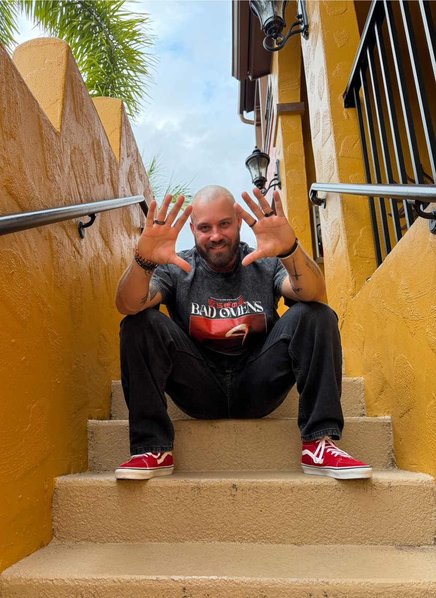 Paulie Calafiore tweet media