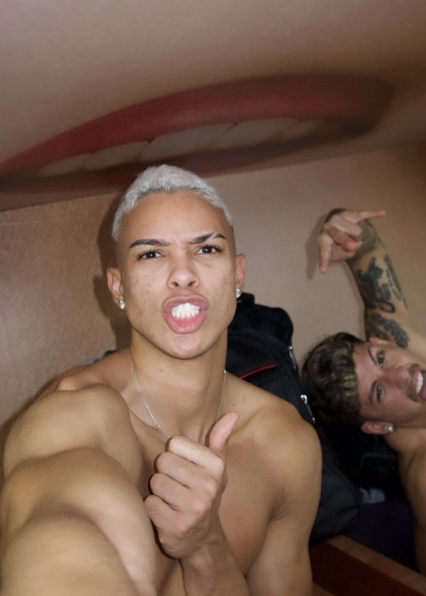 Alex Mendes 🇧🇷 tweet media