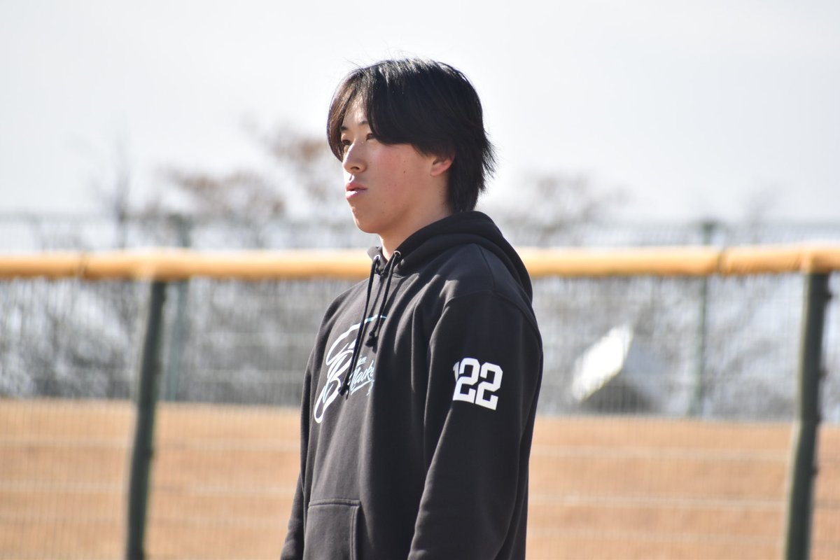 牧原大成選手の69番時代のパーカー 現地情報】 本日は牧原大成選手の自主トレ公開日！ 育成の西尾歩真選手
