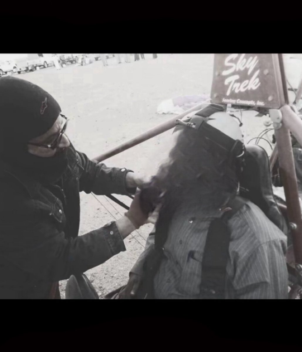 ﴿ فِي جَنَّةٍ عَالِيَة ﴾
اللهُم اغفِر لهُم وهب لهُم مِن اجرك مـا لا يُحصى ومِـن غُفرانك عفوًا لا يـفنى
اللهم ارحم حبيبي فقيدي.