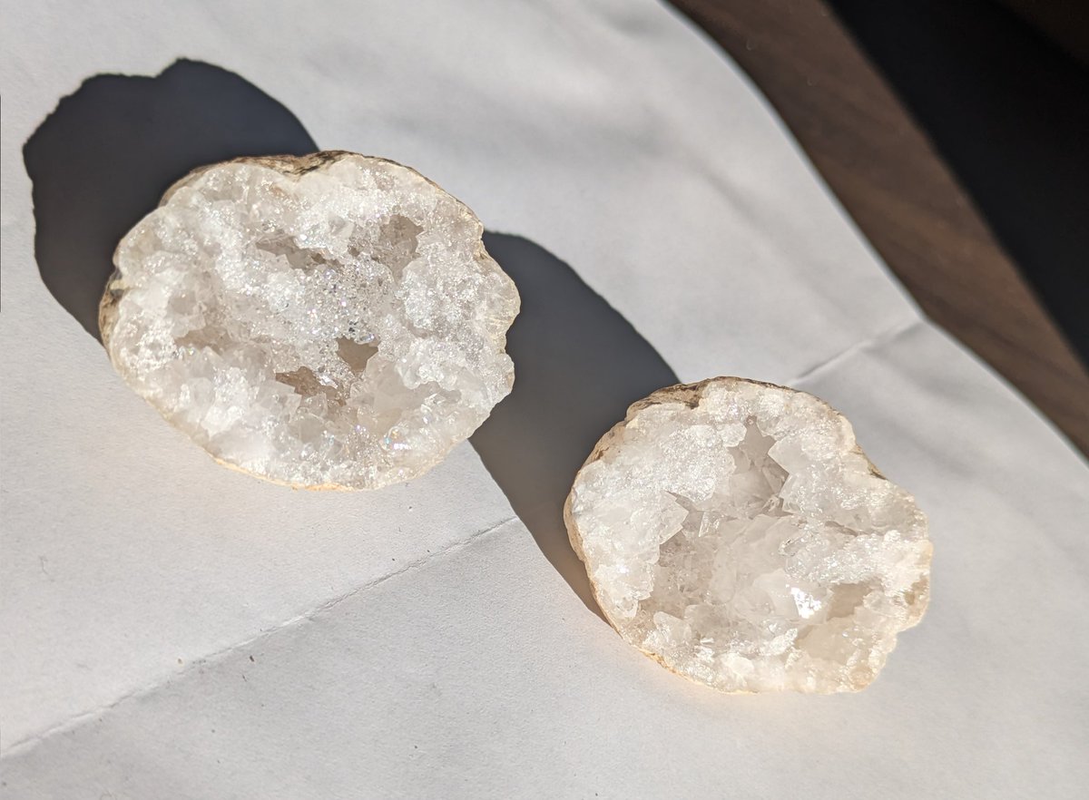 1213Mn's tweet photo. ジオード・クオーツ Geode Quartz,Morocco https://t.co/fQ4U5oAYGE