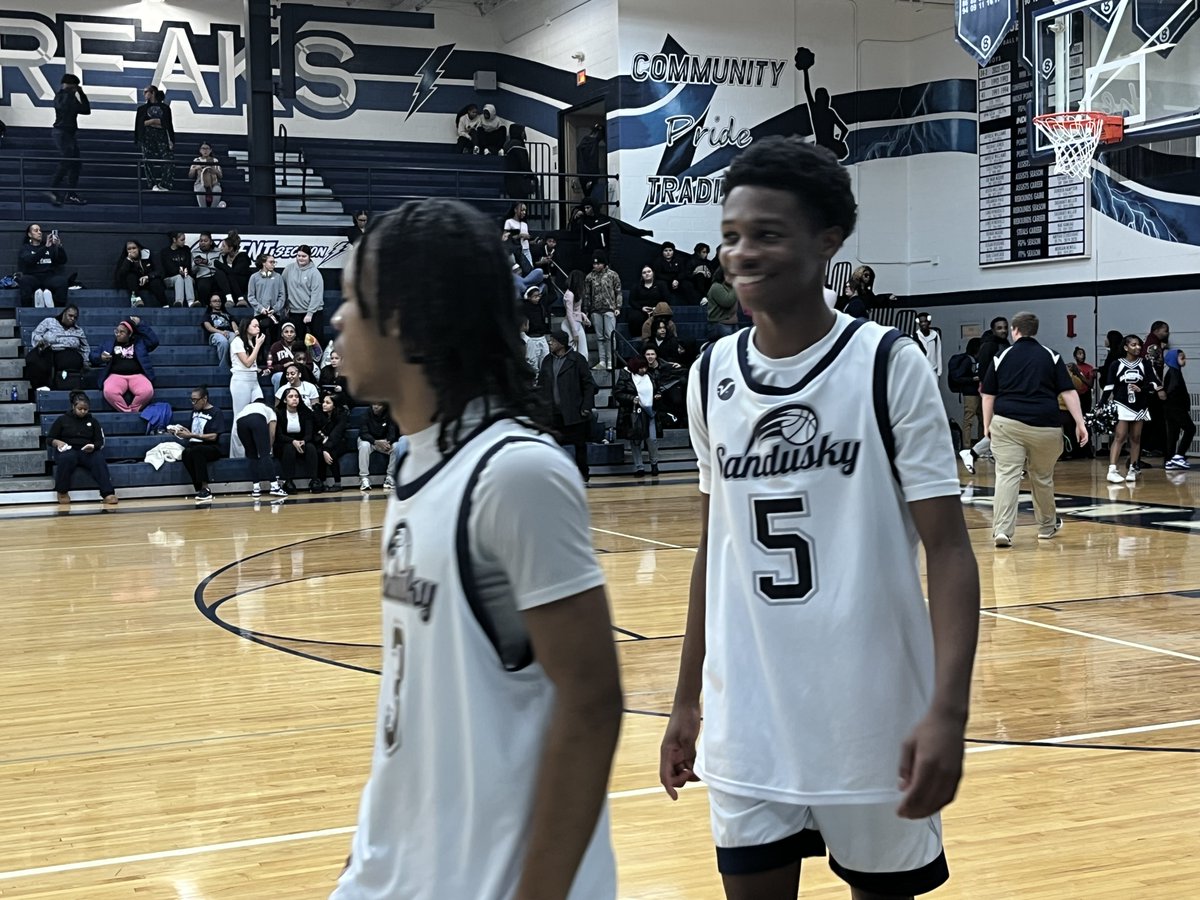 briankollars's tweet photo. Final: Sandusky 79, Norwalk 49. Cam Jones leads Streaks with 35 points. https://t.co/kYMBH0LLh4