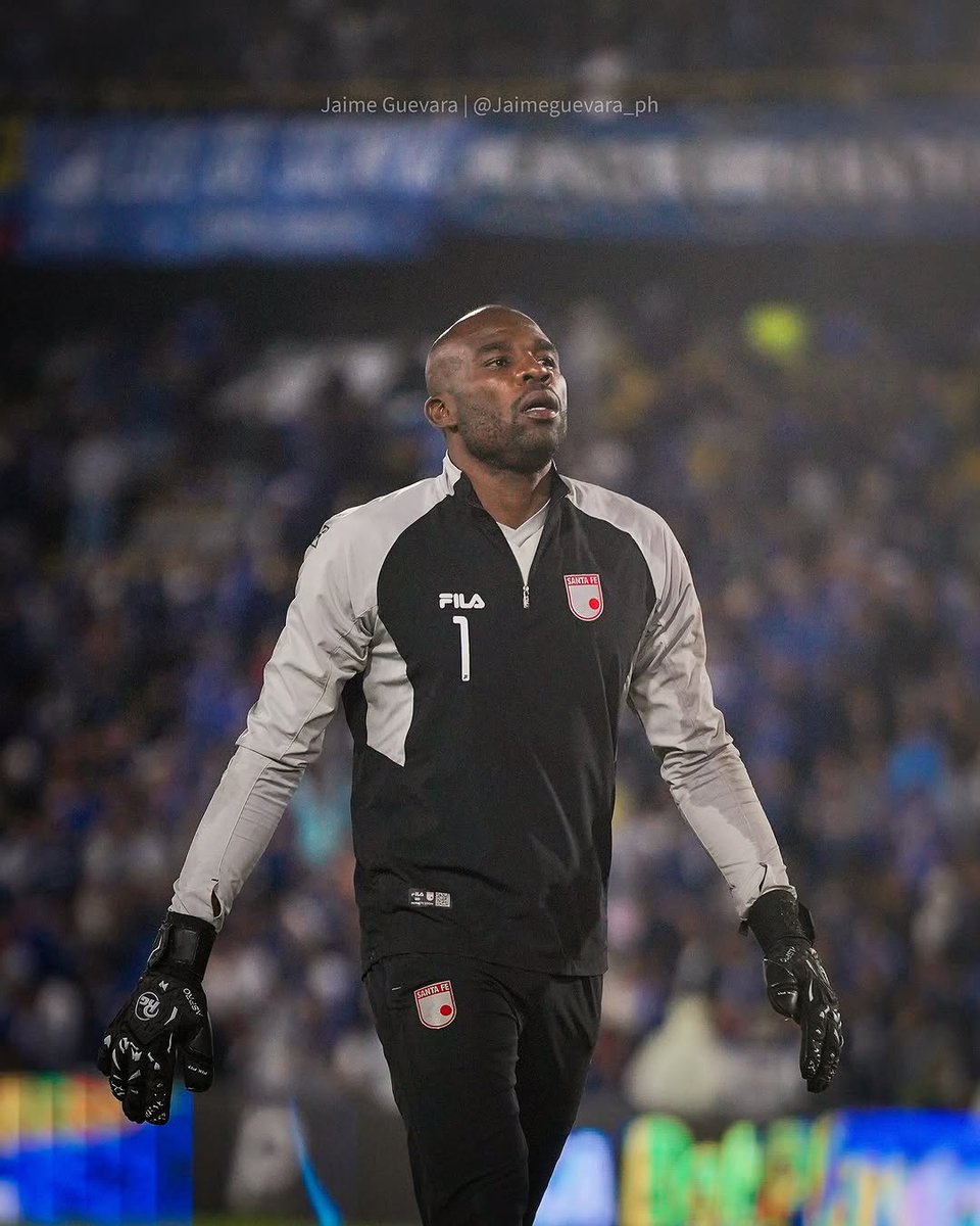 Andrés Mosquera Marmolejo fue elegido como el mejor Arquero del Fútbol Colombiano del 2025 🇮🇩🦁

Felicitaciones Marmo 🔥