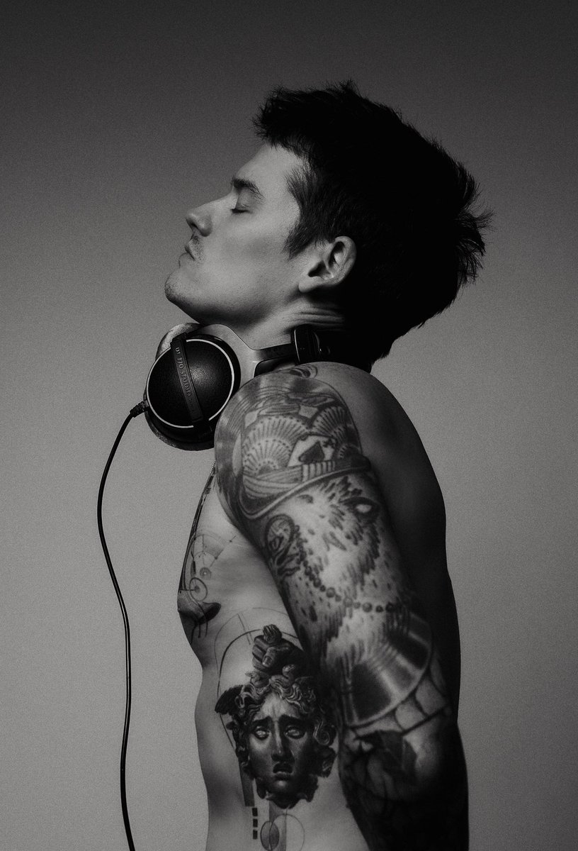 BOY EPIC tweet media