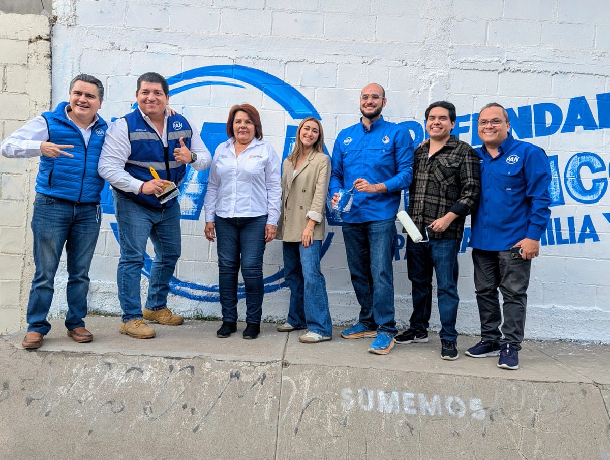 LuisEstevane's tweet image. En la Matanza la gente nos recibe como en casa!

Aquí es notorio que #ElPANGobiernaMejor 

Gracias por tu compañía Presidente @GildardoReal seguimos trabajando y sembrando para lo que viene!

@AccionNacional con todo por Hermosillo! 

Gracias Secretario @jlsolteromx!