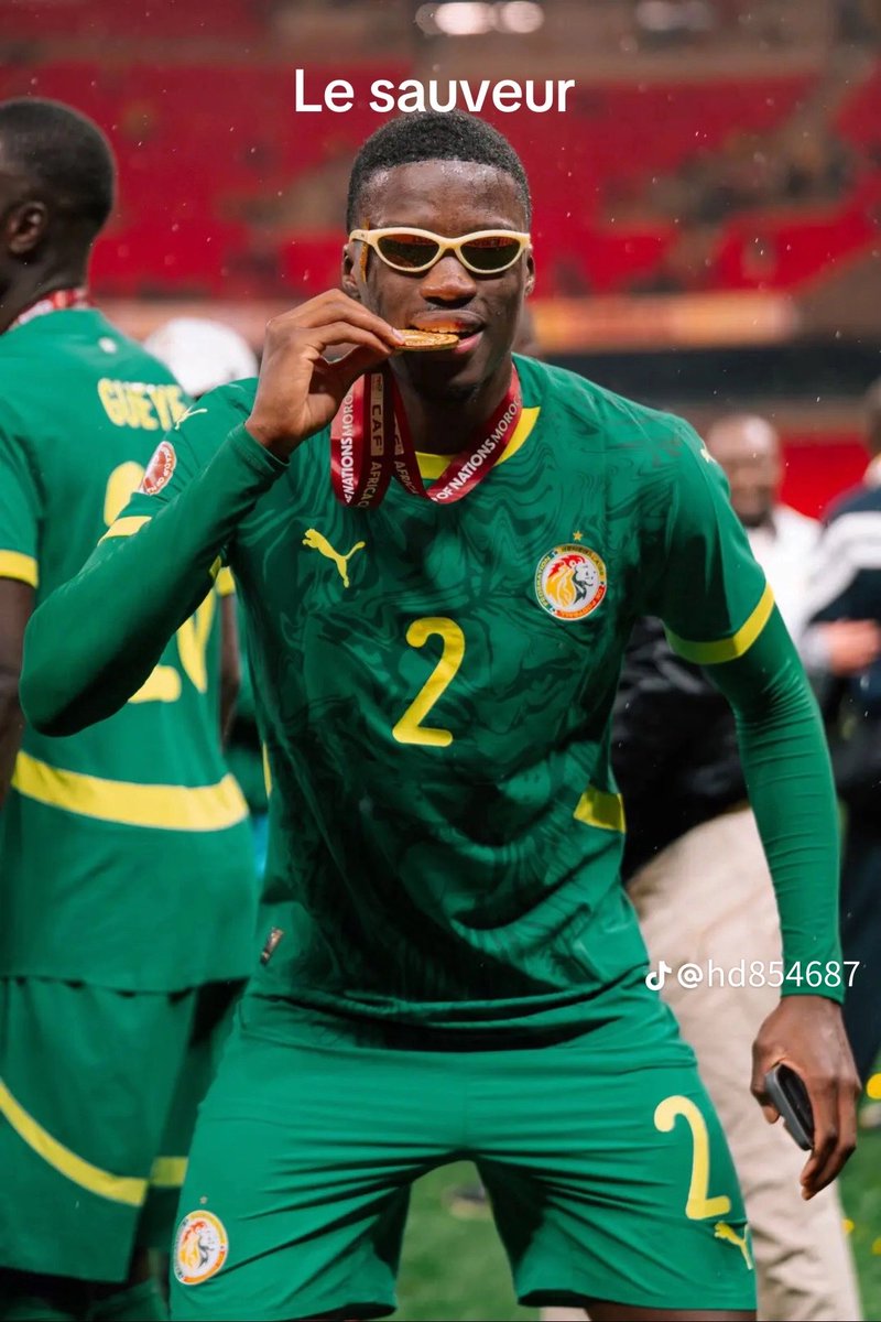 Momo_Diaoune's tweet image. Ibrahim Mbaye 18 ans 🌪️
Habib Diarra 22 ans 🔥
El Hadj Malick diouf 21 ans ☄️
Lamine  Camara 22 ans 🎉
Pape matar sarr 23 ans ❤️

Le nombres de talents que le Sénégal 🇸🇳 dispose pour les 10 - 15 prochaines années est juste incroyable 

Qu’Allah nous épargner des mauvaises œil…