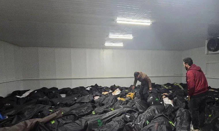 ImtiazMadmood's tweet photo. Each bag is an Iranian full of dreams. The massacre by the Islamic Republic is ongoing. https://t.co/c0705JZgQd